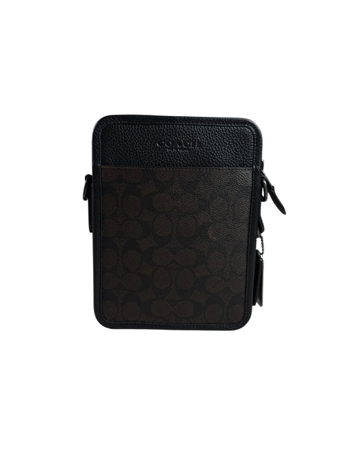 MARICONERA COACH