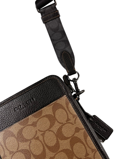 MARICONERA COACH